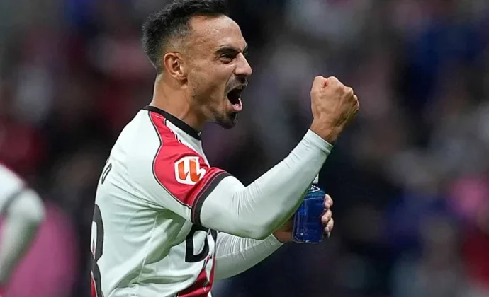 Álvaro García se acerca de nuevo a la titularidad en Liga tras rotar en Copa