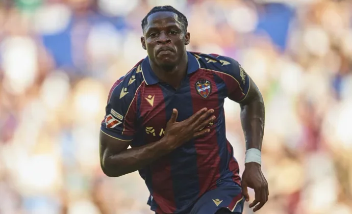 El Barcelona va en serio a por Etta Eyong, informa Mundo Deportivo