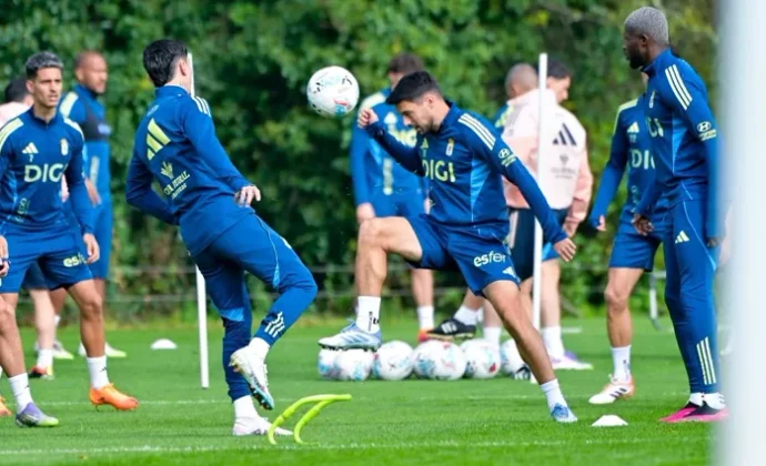 El Real Oviedo retoma los entrenamientos pendiente de Ilic, Cazorla y Ejaria