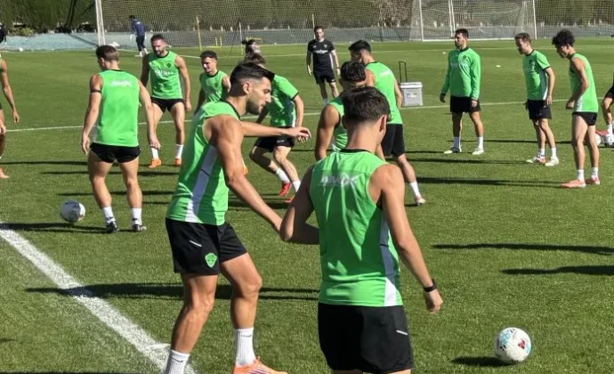 Chust, André Silva y John se pierden la vuelta al trabajo y Fort está recuperado