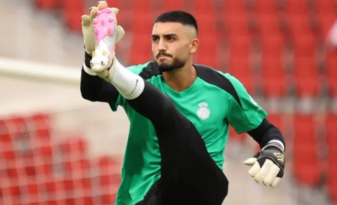 Leo Román, pendiente de evolución por una lesión en los isquiotibiales