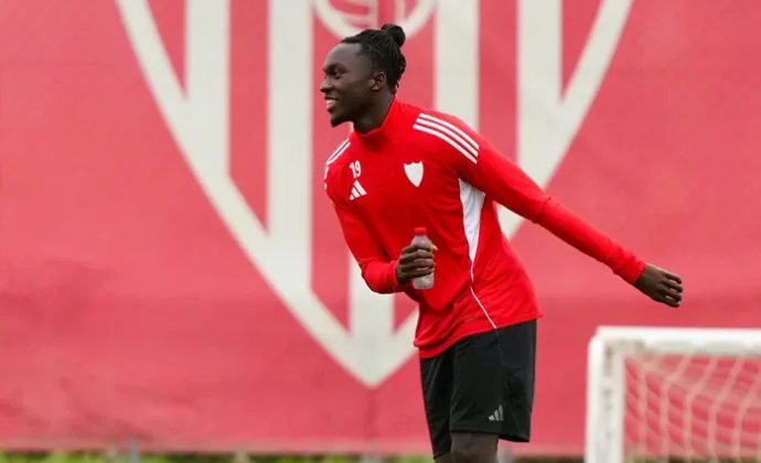 Azpilicueta, Mendy y Nianzou repiten con el grupo y Cardoso se ausenta