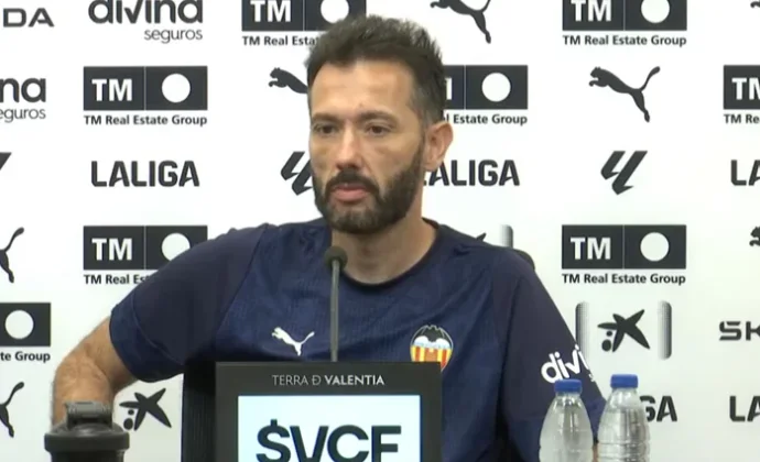 Corberán analiza el momento del equipo, habla del Real Madrid y confirma la titularidad de Thierry para frenar a Vinicius