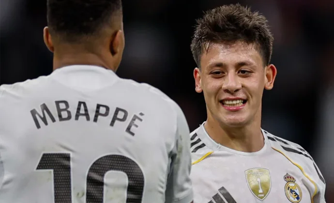 Motivos de las sustituciones de Arda Güler y Tchouaméni en el descanso contra el Valencia