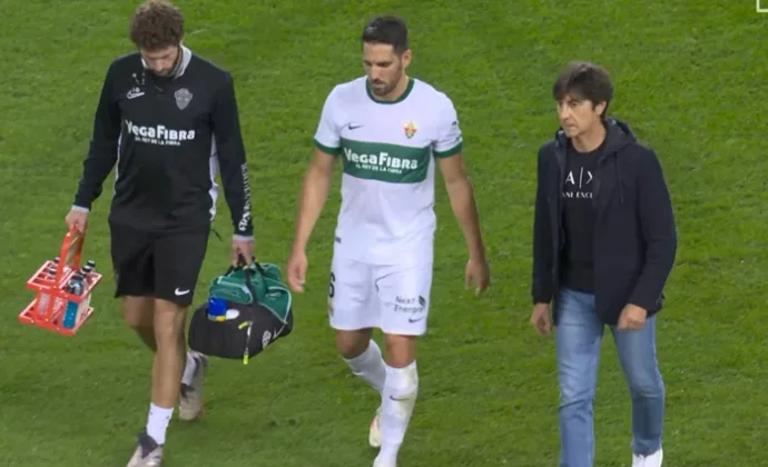 Pedro Bigas se retiró con molestias del partido contra el Barcelona