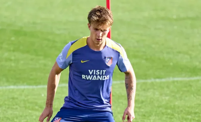 Barrios vuelve al grupo. Musso y Nico González, al margen