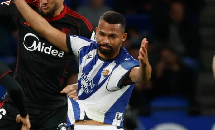 Yangel Herrera mejora de su lesión y apunta a volver tras el parón