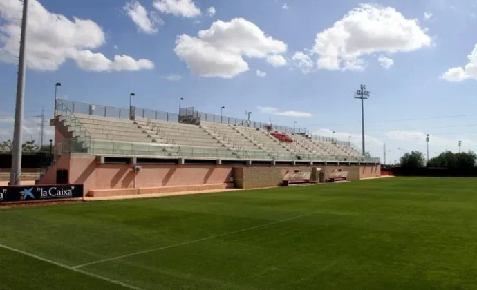 Descanso en Son Bibiloni con la esperanza de recuperar a Kumbulla