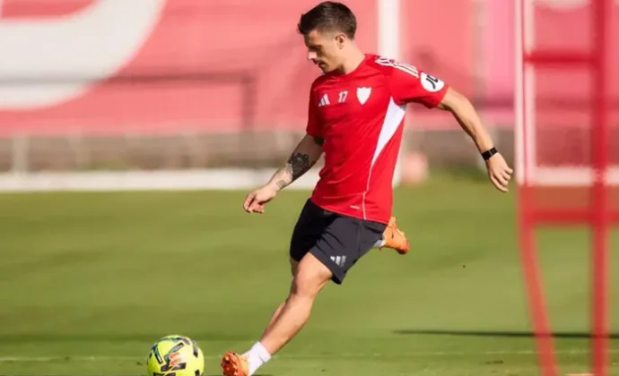 Azpilicueta y Alfon entrenan con normalidad, pero Agoumé empieza a preocupar