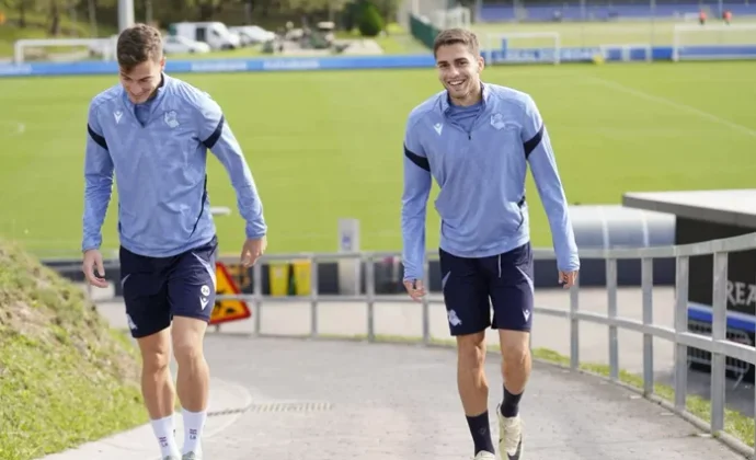 Zakharyan vuelve al grupo y Barrenetxea sigue al margen