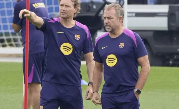 El Barcelona completa una sesión de recuperación pendiente de Christensen y Eric García