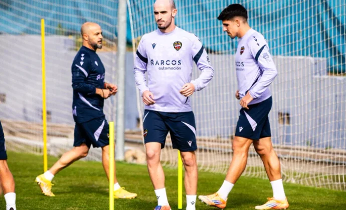 El Levante inicia la semana sin los dos lesionados ni los tres internacionales
