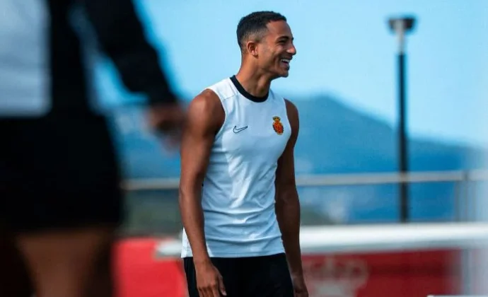 Kumbulla, Lato y Leo Román, al margen antes de recibir al Getafe