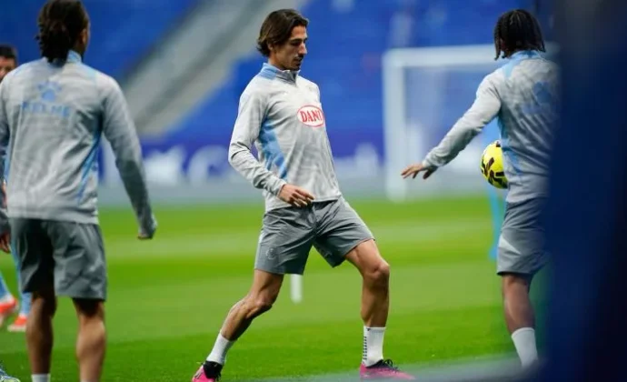 El Espanyol afina los últimos detalles antes del Villarreal con Puado como única baja