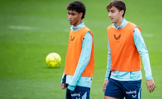 El Athletic se ejercita sin los cinco lesionados y pendiente de la pubalgia de Nico Williams