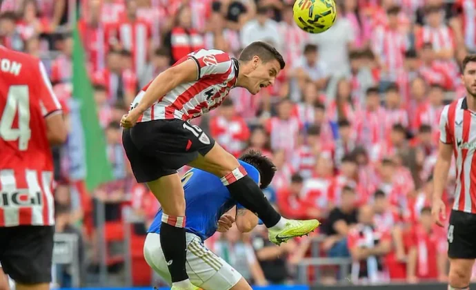 Galarreta no cumplirá ciclo contra el Barcelona porque le fue retirada una tarjeta