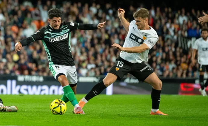 Jornada 12: Valencia 1-1 Betis. Estadísticas y puntos fantasy