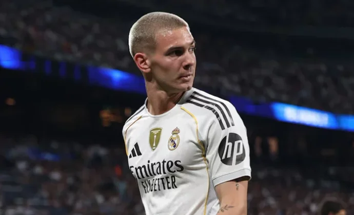 Mastantuono sigue con su recuperación y no tiene plazos marcados