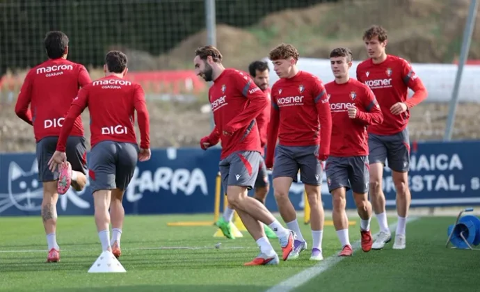 Osasuna entrena en Tajonar sin los cuatro lesionados ni los dos internacionales
