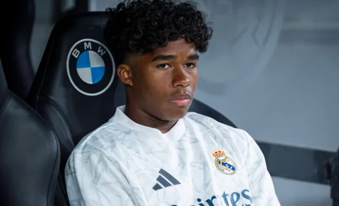 El Olympique de Lyon pide la cesión de Endrick