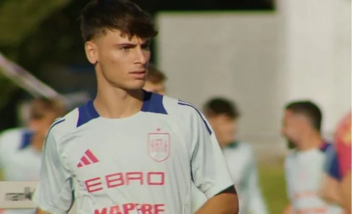El franjiverde Rodrigo Mendoza, convocado con la selección sub-21 de España