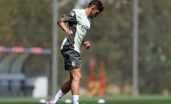 Courtois y Valverde mejoran y se incorporarán al grupo la semana que viene