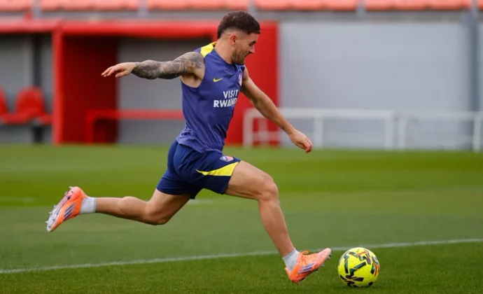 El Atlético cierra la semana de trabajo con Koke y Le Normand al margen