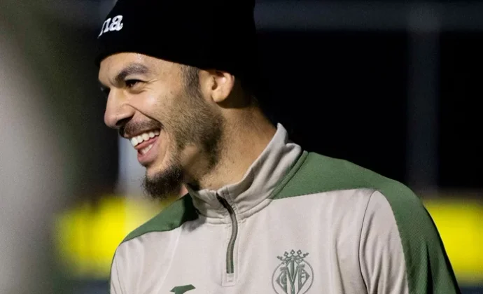 Foyth, Mikautadze y Solomon empiezan la semana con el grupo