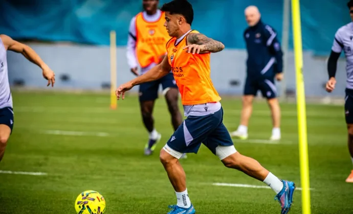 El Levante completa la sesión del martes con cuatro bajas