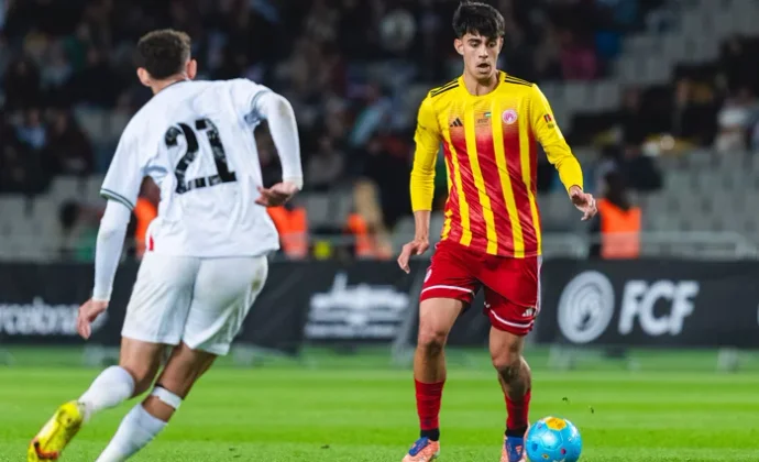 Bernal: 45 minutos de rodaje con Catalunya por si Flick le necesita