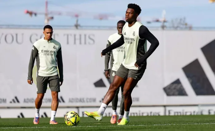 Tchouaméni hace parte de la sesión con el grupo y la enfermería sigue repleta