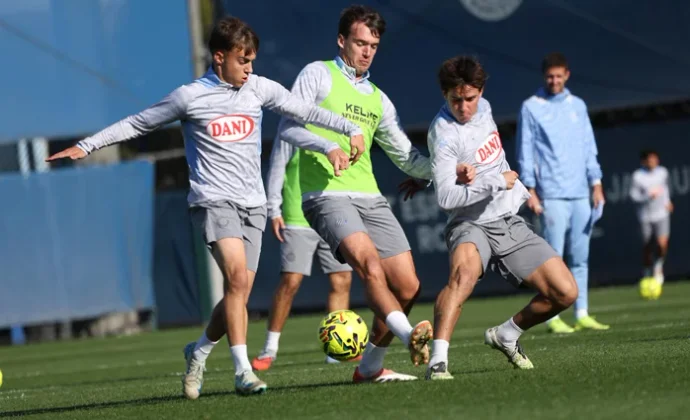 Sesión con los internacionales catalanes, pero sin Pickel ni Puado