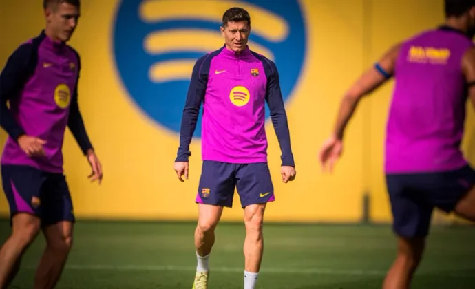 Flick recupera a los internacionales mientras Rashford tiene un día de descanso