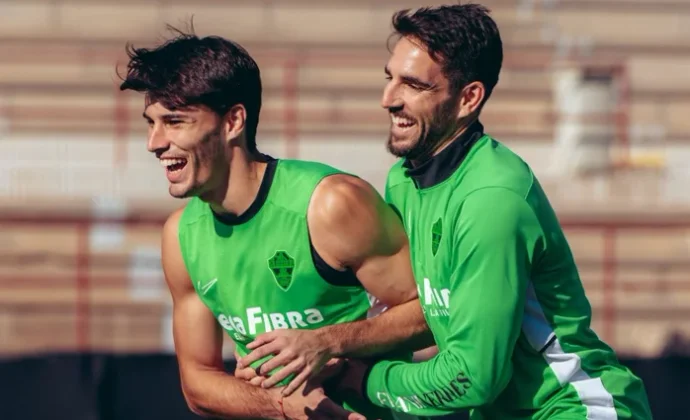 Josan sigue con problemas físicos y es baja contra el Real Madrid