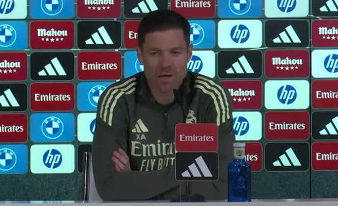 Alonso explica cómo llega el equipo y habla de Valverde, Trent, Courtois, Rüdiger y las rotaciones