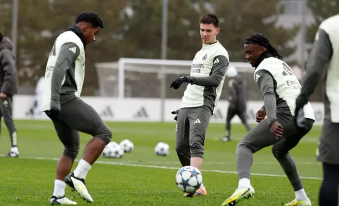 Rudiger y Tchouaméni completan la sesión y Mastantuono hace una parte