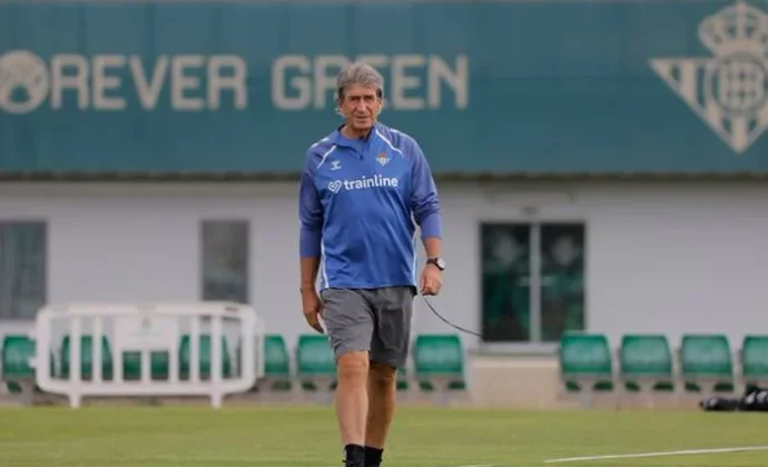 El Betis retoma los entrenamientos pendientes de Pau López y Altimira
