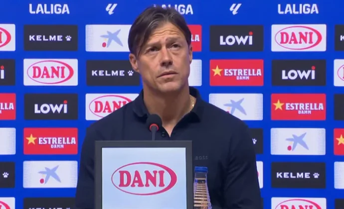 Almeyda analiza la derrota y habla de Januzaj y Vargas en una breve rueda de prensa