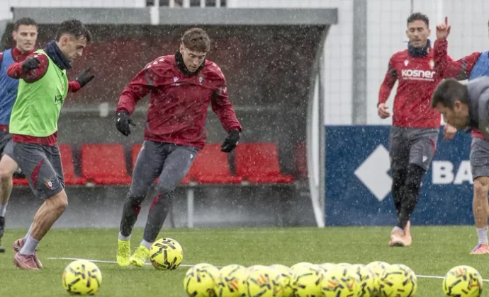 Budimir sigue al margen en el entrenamiento del martes