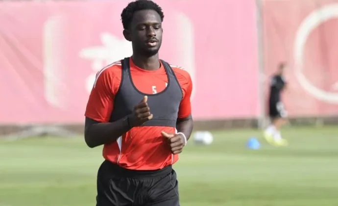 Nianzou pisa césped y acelera para reaparecer antes de final de año