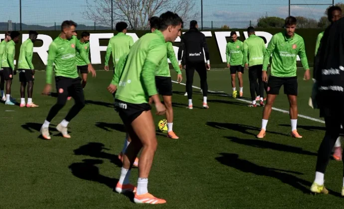 Alejandro Francés está de vuelta, pero la enfermería sigue llena