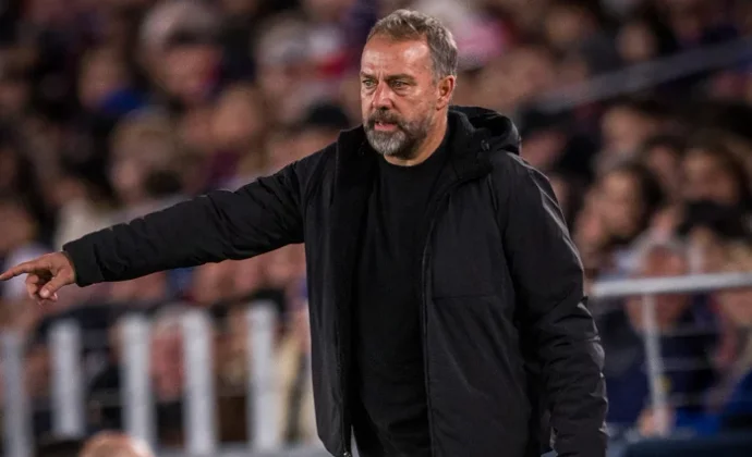 Olmo apunta al once ante el Alavés mientras surgen dudas en el ataque