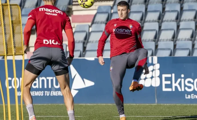 Budimir sigue al margen y Moncayola gestiona las cargas