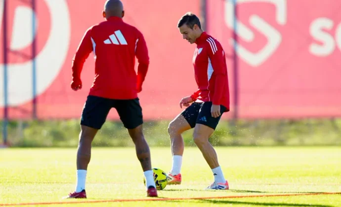 Azpilicueta completa otra sesión y Almeyda tiene cuatro bajas