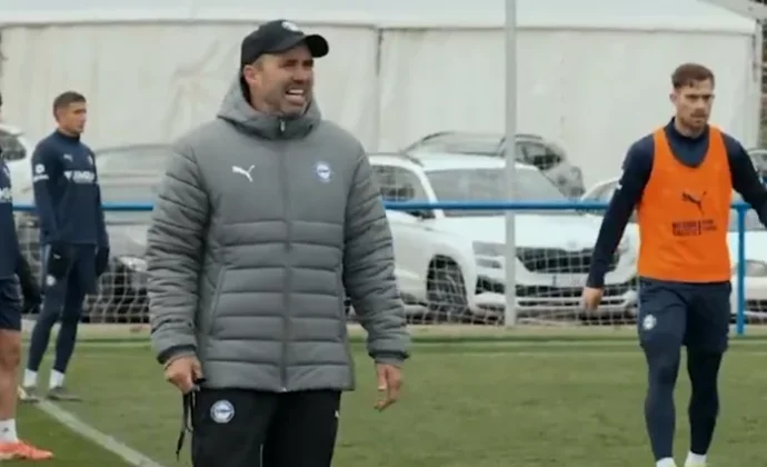 El Alavés completa la última sesión con la enfermería vacía