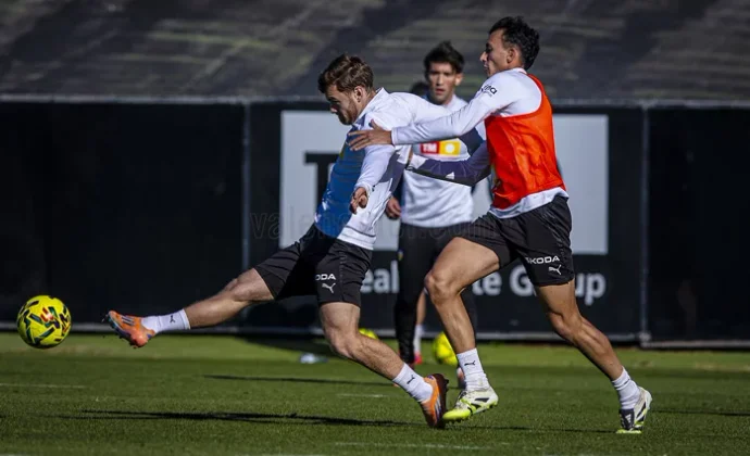 Ramazani y Jesús Vázquez completan la sesión del sábado