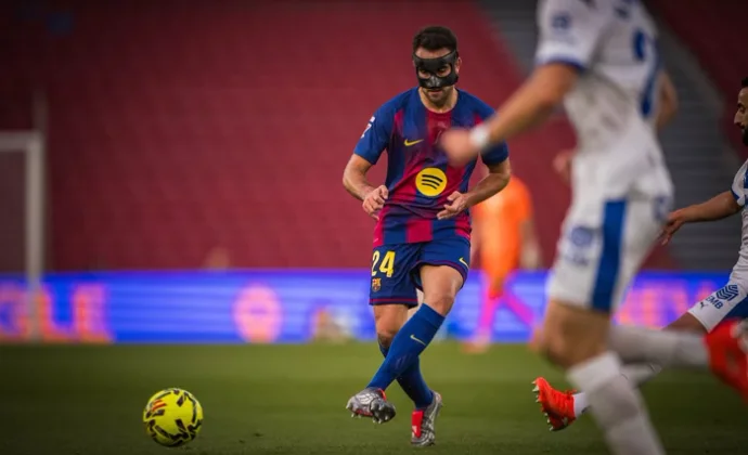 Eric García acabó sangrando de la nariz tras recibir un golpe