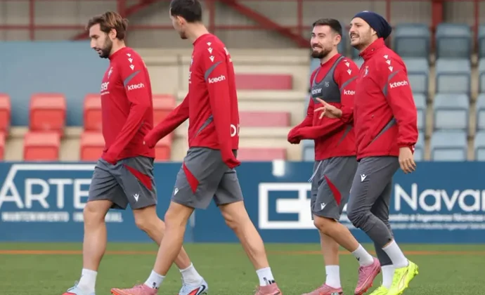 Rosier y Benito, bajas en la vuelta al trabajo en Tajonar