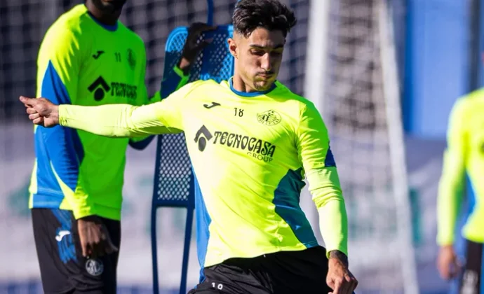 El Getafe prepara el partido de Copa con la única baja de Davinchi