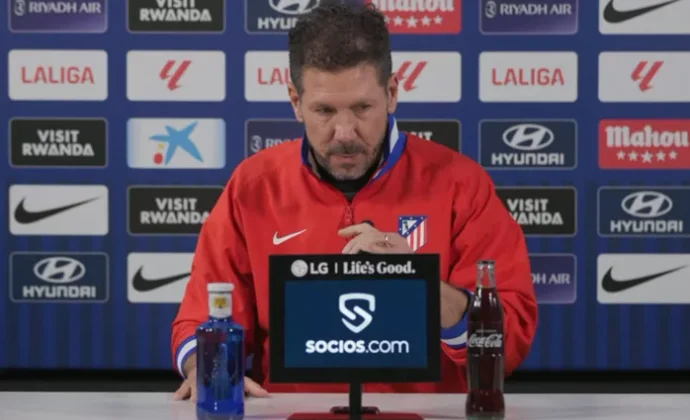 Simeone habla de Giménez, Llorente, Molina, Pubill, Flick y el Barcelona